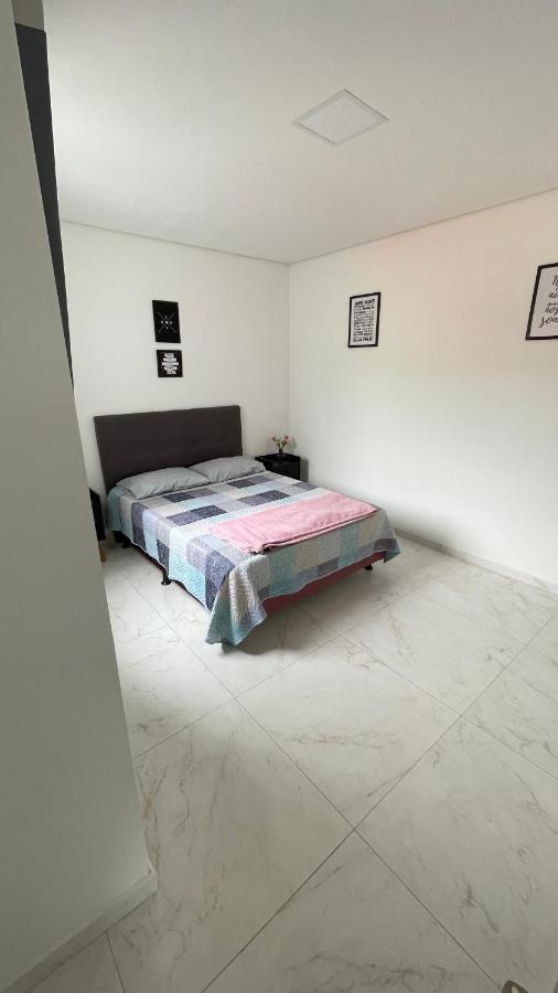 Lindo Apartamento Com 2 Quartos Prox Ao Jardim Botanico E Aeroporto Curitiba Dış mekan fotoğraf